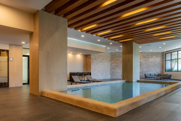 alberca 3 Roma Bosque Real huixquilucan Departamentos