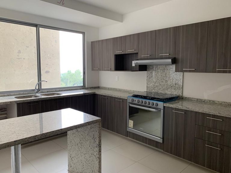 Departamentos en La reserva en Bosque Real huixquilucan cocina2