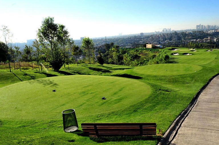 Departamentos en La reserva en Bosque Real huixquilucan club de golf3