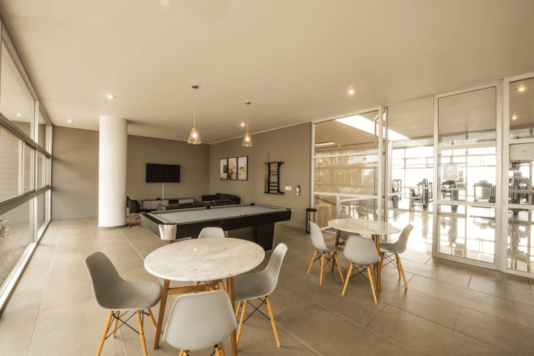 Juniors Club en Lo Alto, el lugar perfecto para adolescentes en Bosque Real departamentos