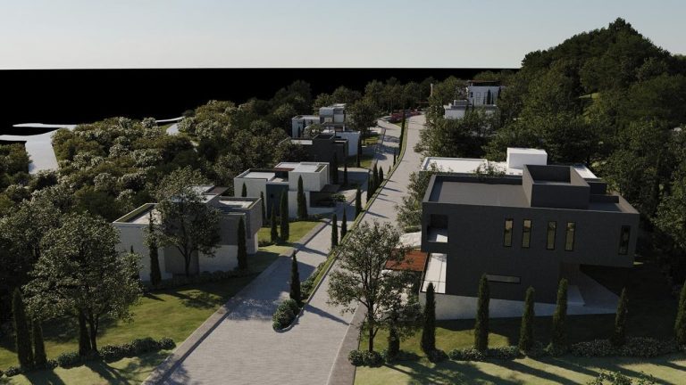 20250829_014453095_iOS